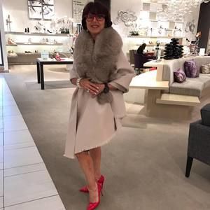 Meet your Posher, Deborah